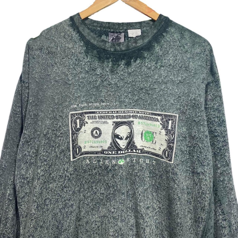 Vintage Y2K Alien Eight Streetwear / Skate Longsleeve Tie-dye Graphic T-shirt